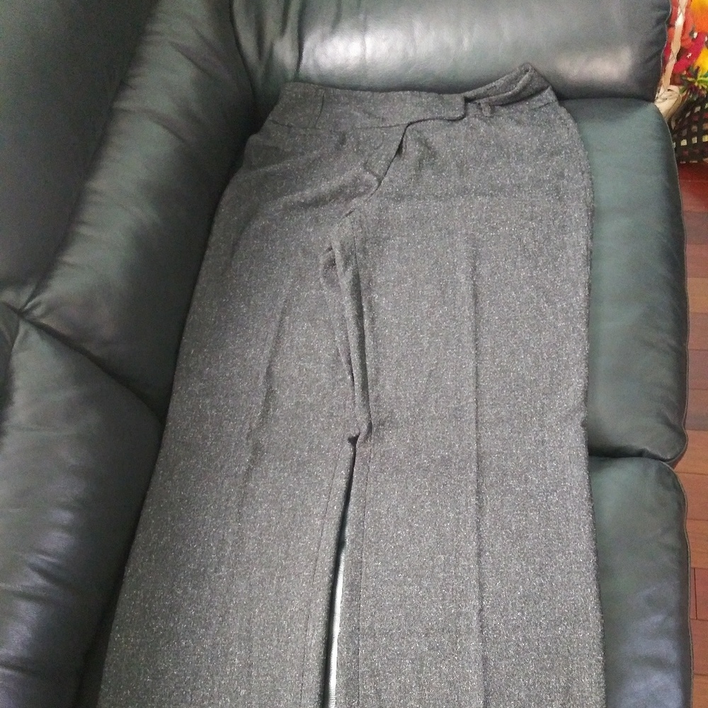 Rafaella Size 10 Grey Pants